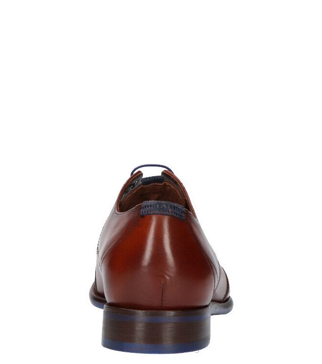 Floris van Bommel Floris van Bommel Geklede schoen <span>de Stijler 07.00 SFM-30173 24-01 / 18133/00</span> 00 Dark Cognac Floris van Bommel Geklede schoen <span>de Stijler 07.00 SFM-30173 24-01 / 18133/00</span> de Stijler 07.00 SFM-30173 24-01 / 18133/00 cognac - www.bremmerschoenen.pro - Bremmer Schoenen