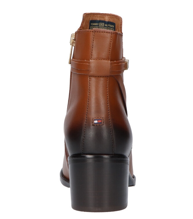 Tommy Hilfiger Tommy Hilfiger Enkellaars <span>FW0FW05196 GOW</span> GOW Pumpkin paradise Tommy Hilfiger Enkellaars <span>FW0FW05196 GOW</span> FW0FW05196 GOW cognac - www.bremmerschoenen.pro - Bremmer Schoenen
