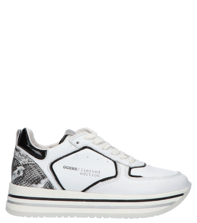Giga Giga sneaker <span>G3686 A11L17</span> A11L17 velvet white/ verniz preto Giga sneaker <span>G3686 A11L17</span> G3686 A11L17 wit - www.bremmerschoenen.pro - Bremmer Schoenen