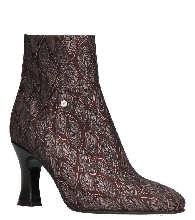 Floris van Bommel Floris van Bommel enkellaarsje <span>Sassi 01.06 SFW-50043 21-01</span> 21-01 DarkBrown Floris van Bommel enkellaarsje <span>Sassi 01.06 SFW-50043 21-01</span> Sassi 01.06 SFW-50043 21-01 bruin - www.bremmerschoenen.pro - Bremmer Schoenen
