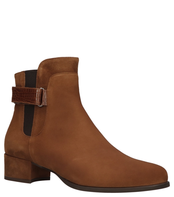 Volare Volare enkellaars <span>2027 Cognac</span> camoscio 049 kaibo new rust Volare enkellaars <span>2027 Cognac</span> 2027 Cognac cognac - www.bremmerschoenen.pro - Bremmer Schoenen