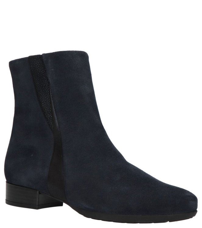 Gabor Gabor enkellaars <span>32.711.46</span> 46 dark-blue (Micro) Gabor enkellaars <span>32.711.46</span> 32.711.46 blauw - www.bremmerschoenen.pro - Bremmer Schoenen