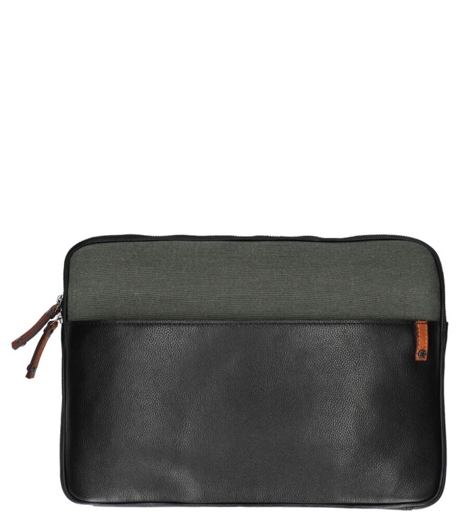 Berba Berba Laptopsleeve <span>898-777-32</span> Black-Olive Berba Laptopsleeve <span>898-777-32</span> 898-777-32 zwart - www.bremmerschoenen.pro - Bremmer Schoenen