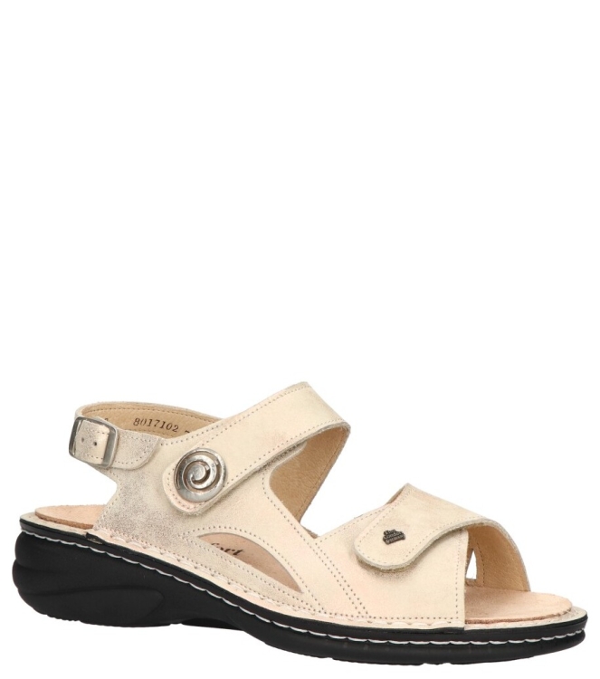Finn Comfort Finn comfort sandaal <span>2627 769481 Denia</span> Champagne Finn comfort sandaal <span>2627 769481 Denia</span> 2627 769481 Denia beige - www.bremmerschoenen.pro - Bremmer Schoenen