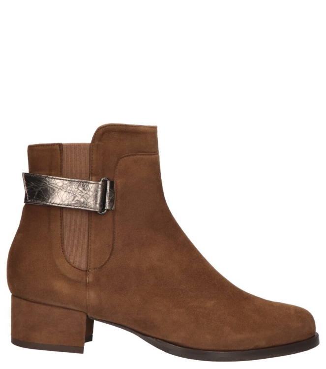 Volare Volare enkellaars <span>VOL-2027 Marrone</span> Camoscio Marrone Laminato Canna Fucile Volare enkellaars <span>VOL-2027 Marrone</span> VOL-2027 Marrone cognac - www.bremmerschoenen.pro - Bremmer Schoenen