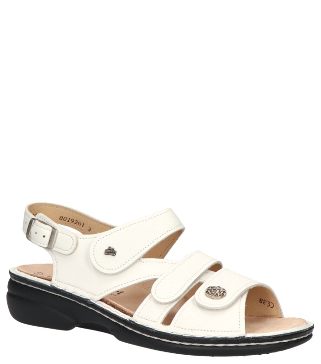 Finn Comfort Finn Comfort sandaal <span>2562 001000 Gomera</span> weiss Finn Comfort sandaal <span>2562 001000 Gomera</span> 2562 001000 Gomera wit - www.bremmerschoenen.pro - Bremmer Schoenen
