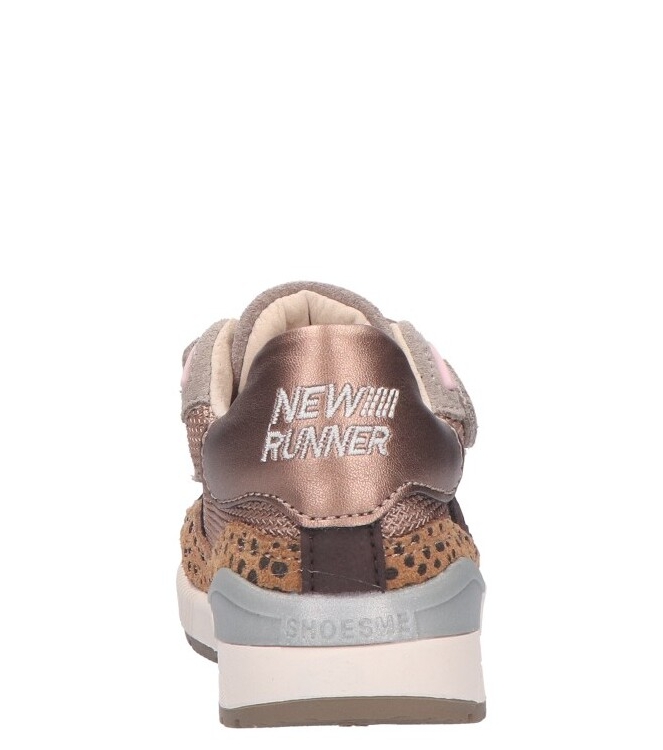 Shoesme Shoesme sneaker <span>ST24W008-D</span> Bronze Black Dots Shoesme sneaker <span>ST24W008-D</span> ST24W008-D brons - www.bremmerschoenen.pro - Bremmer Schoenen