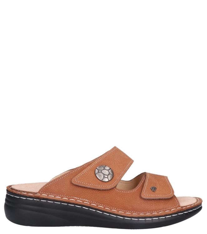 Finn Comfort slipper <span>2642 83411 Moorea</span> 2642 83411 Moorea cognac - www.bremmerschoenen.pro - Bremmer Schoenen