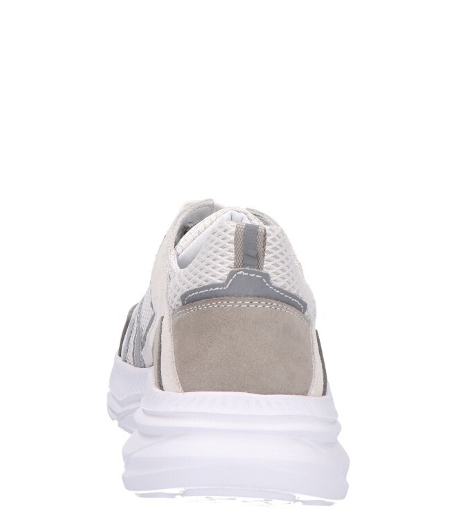 Track Style Track Style sneaker <span>326401 581 Vigo Vos</span> 581 Light Grey Track Style sneaker <span>326401 581 Vigo Vos</span> 326401 581 Vigo Vos grijs - www.bremmerschoenen.pro - Bremmer Schoenen