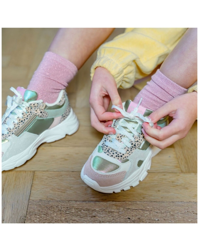 Bunnies JR Bunnies JR sneaker <span>226050 498 Stella Spring</span> 498 lt pink mint champagne Bunnies JR sneaker <span>226050 498 Stella Spring</span> 226050 498 Stella Spring rose - www.bremmerschoenen.pro - Bremmer Schoenen
