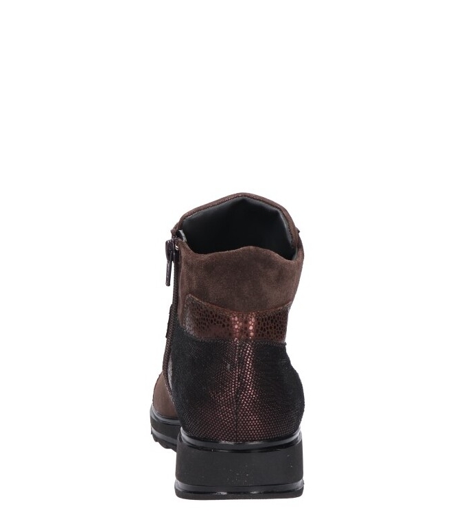 Durea Durea sneaker <span>9745 685 2298</span> 2298 D.BRUIN/BORDO Durea sneaker <span>9745 685 2298</span> 9745 685 2298 bruin - www.bremmerschoenen.pro - Bremmer Schoenen