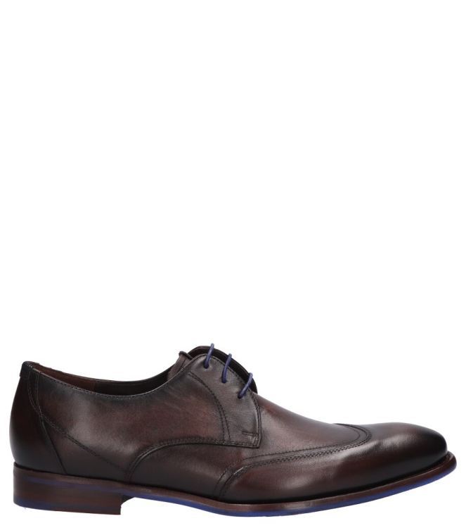 Floris van Bommel Floris van Bommel geklede schoen <span>De Stijler 07.04 SFM-30173 21-02</span> 07.04 dark brown Floris van Bommel geklede schoen <span>De Stijler 07.04 SFM-30173 21-02</span> De Stijler 07.04 SFM-30173 21-02 bruin - www.bremmerschoenen.pro - Bremmer Schoenen