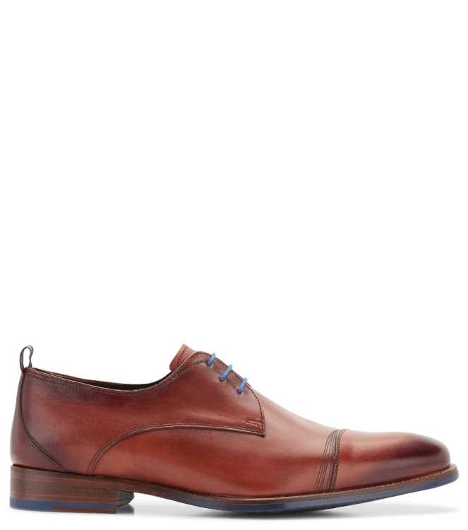 Floris van Bommel Floris van Bommel veterschoen <span>De Stapper 02.00 SFM-30118 24-01 18006/00</span> Cognac Floris van Bommel veterschoen <span>De Stapper 02.00 SFM-30118 24-01 18006/00</span> De Stapper 02.00 SFM-30118 24-01 18006/00 cognac - www.bremmerschoenen.pro - Bremmer Schoenen