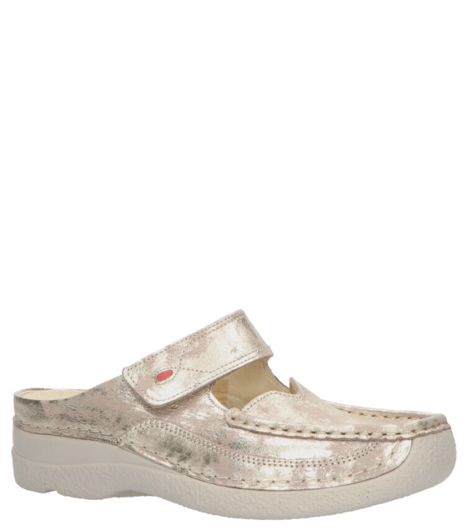 Wolky WOLKY SLIPPER <span>6227 Roll-slipper 119 champagne Amalia nubuck</span> CHAMPAGNE WOLKY SLIPPER <span>6227 Roll-slipper 119 champagne Amalia nubuck</span> 6227 Roll-slipper 119 champagne Amalia nubuck brons - www.bremmerschoenen.pro - Bremmer Schoenen