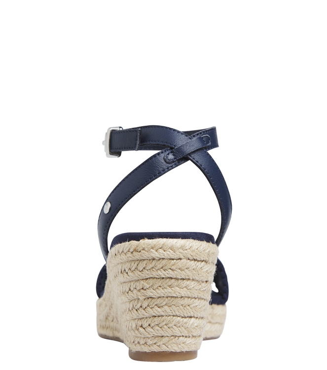 Tommy Hilfiger Tommy Hilfiger sandaal <span>FW0FW04934 DB9</span> Sport Navy Tommy Hilfiger sandaal <span>FW0FW04934 DB9</span> FW0FW04934 DB9 blauw - www.bremmerschoenen.pro - Bremmer Schoenen