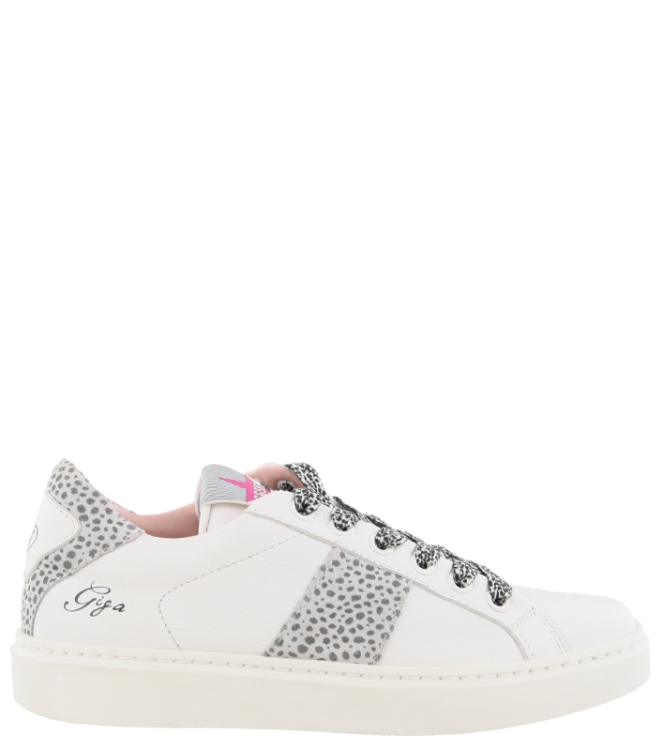 Giga Giga sneaker <span>G3413 A11M22</span> velv. white small dalmat whit Giga sneaker <span>G3413 A11M22</span> G3413 A11M22 wit - www.bremmerschoenen.pro - Bremmer Schoenen